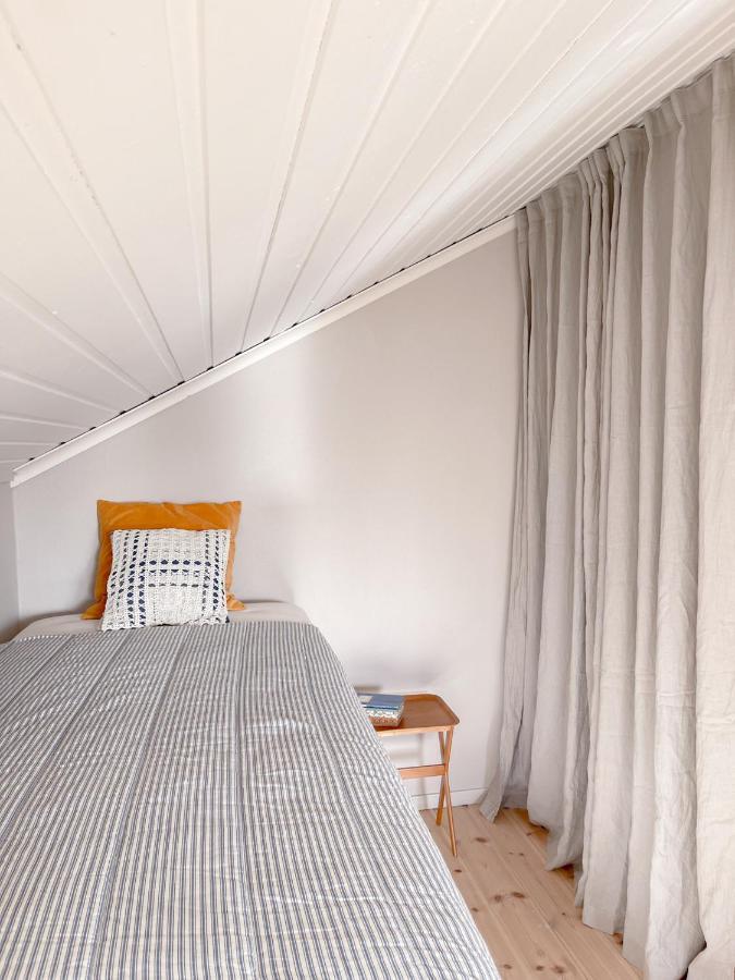 Lovely, Bright Apartment Overlooking Nature Fiskebäckskil Extérieur photo